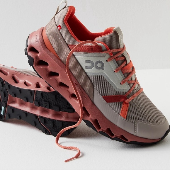 Cloudhorizon Sneaker - Picture 8 of 9